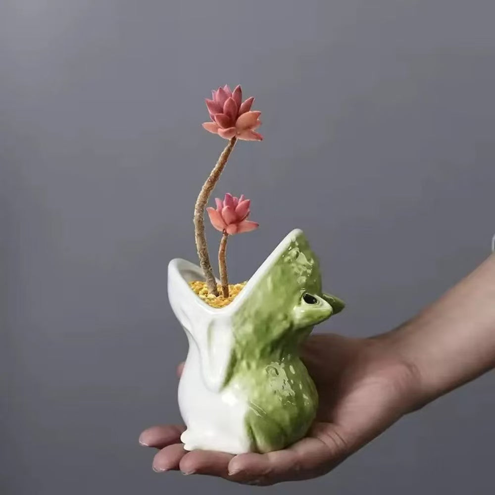 CERAMIC FROG PLANTER
