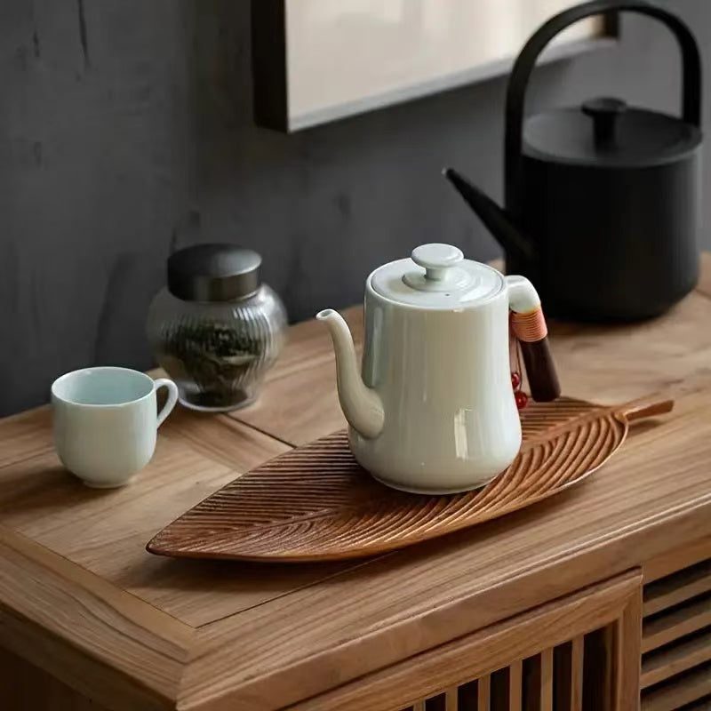 LEAF SERVING TRAY