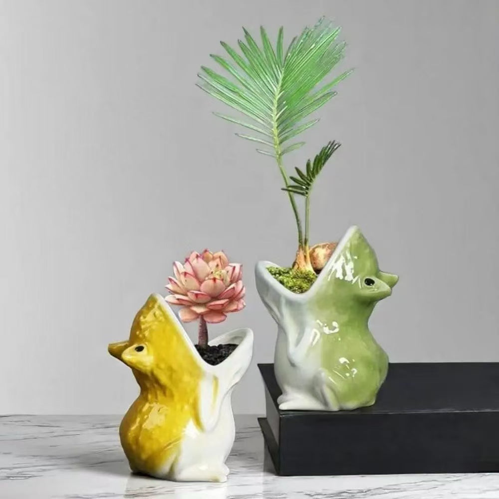 CERAMIC FROG PLANTER