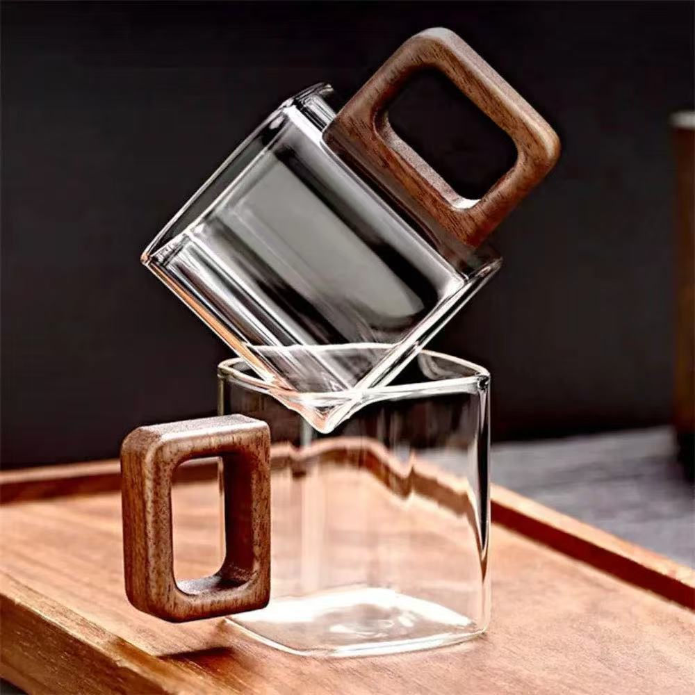 SQUARO WOOD HANDLE GLASS MUG
