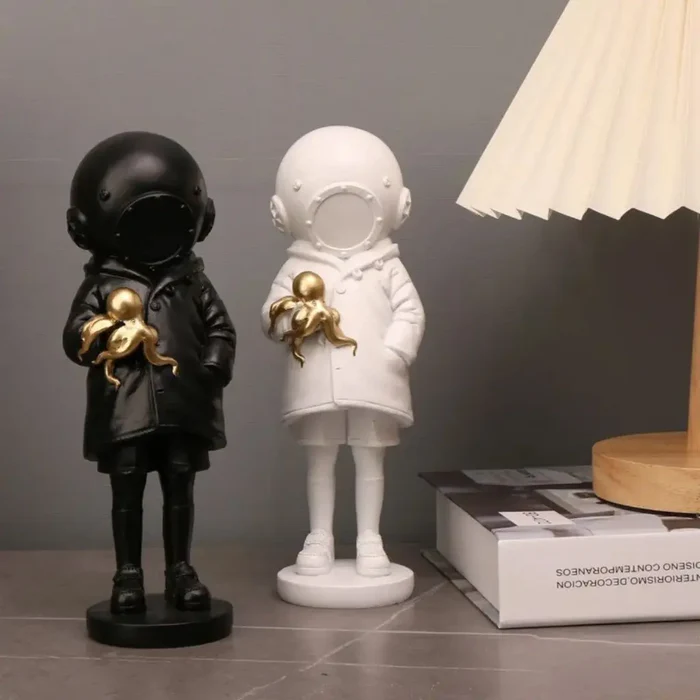 ASTRONAUT  DIVER  STATUE  WITH  OCTOPUS