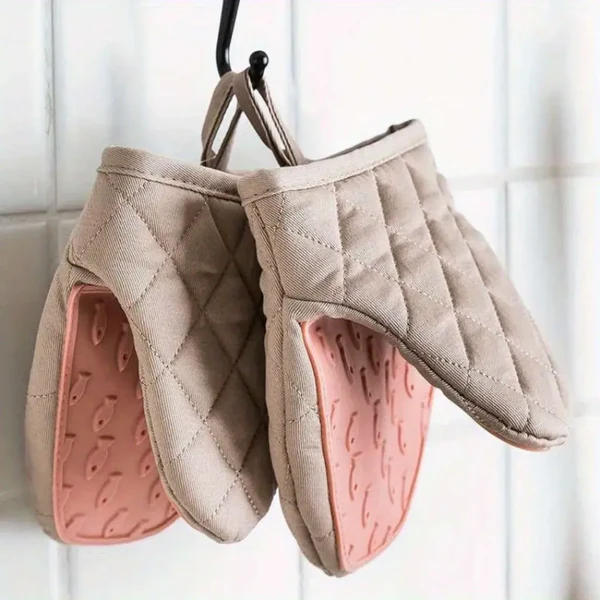 HEAT-RESISTANT  SILICONE  COTTON  OVEN  MITT