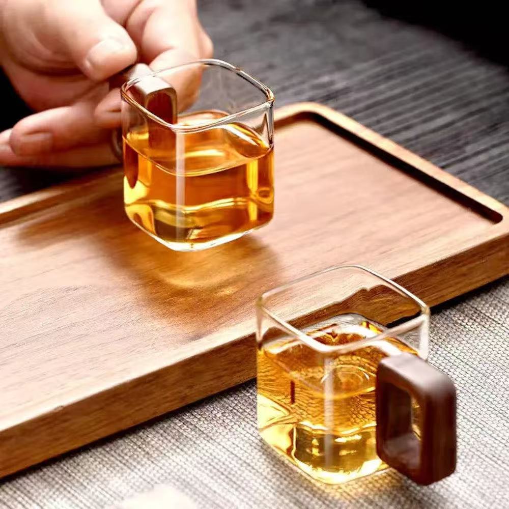 SQUARO   WOOD   HANDLE   GLASS   MUG